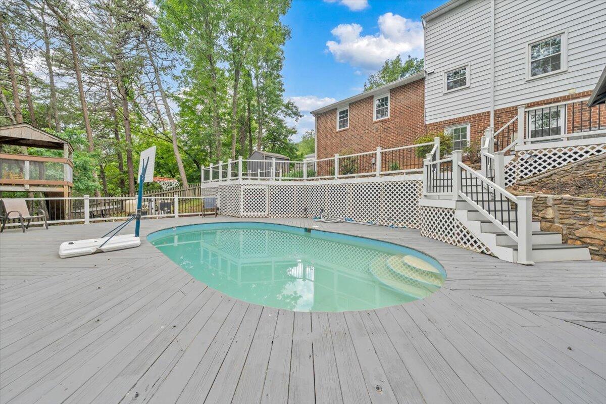 2704 Summit Ridge Road Northeast Roanoke, VA 24012 - Photo 71 of 82 71-MIB04194