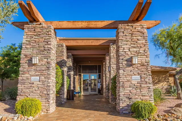 a view of outdoor space