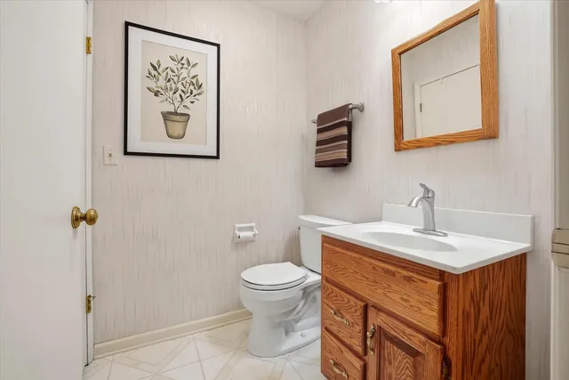 $289,900 | 5445 Wild Cherry Circle, Greendale, WI 53129