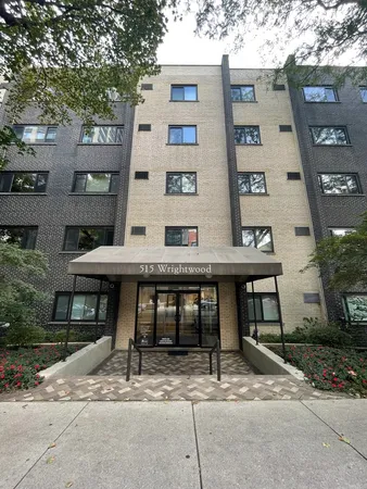 $1,700 | 515 West Wrightwood Avenue, Unit 218, Chicago, IL 60614
