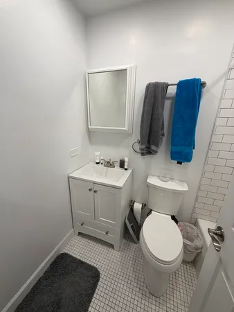 $1,700 | 515 West Wrightwood Avenue, Unit 218, Chicago, IL 60614