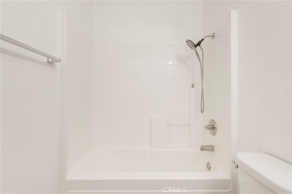 4 Cloud Court Chico, CA 95928 - Photo 24 of 46 a bathroom with a bathtub