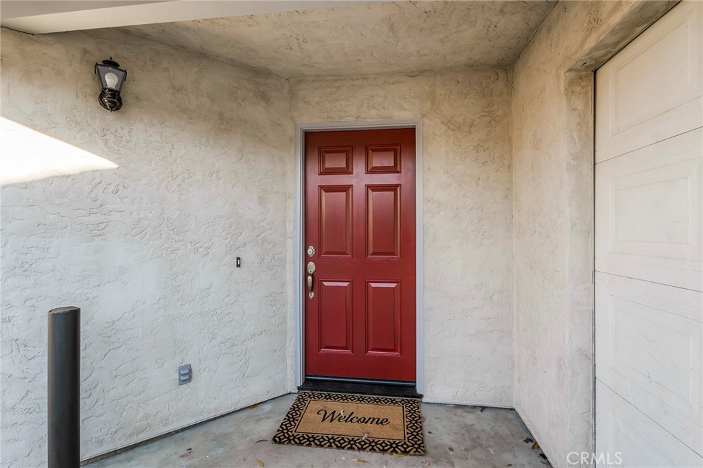 4 Cloud Court Chico, CA 95928 - Photo 7 of 46 a view of front door