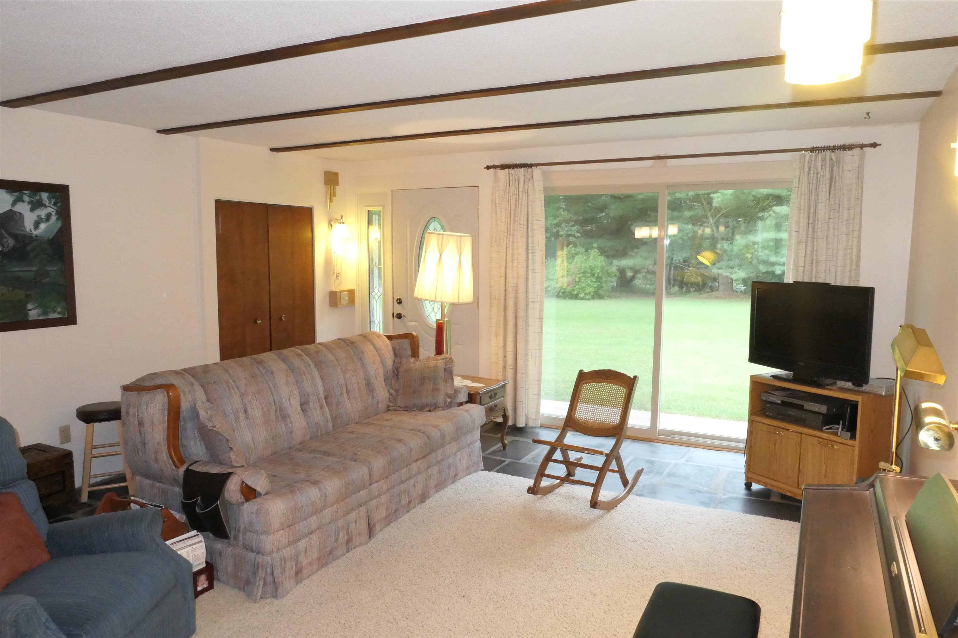 5669 Lake Montcalm Road Northeast Edmore, MI 48829 - Photo 5 of 41