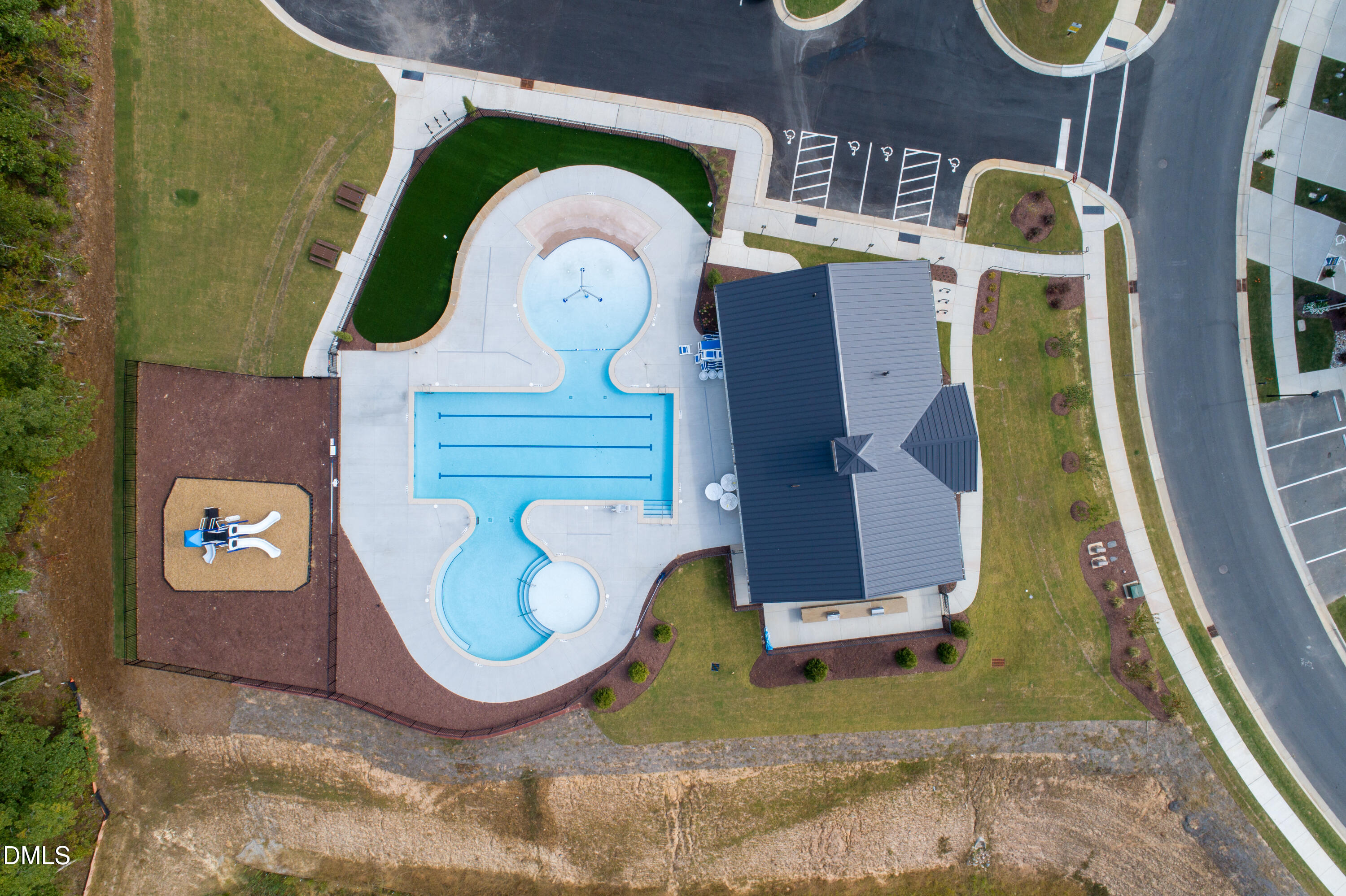 2927 Richardson Road, Unit 481 Apex, NC 27502 - Photo 7 of 7 FriendshipStationPool-6