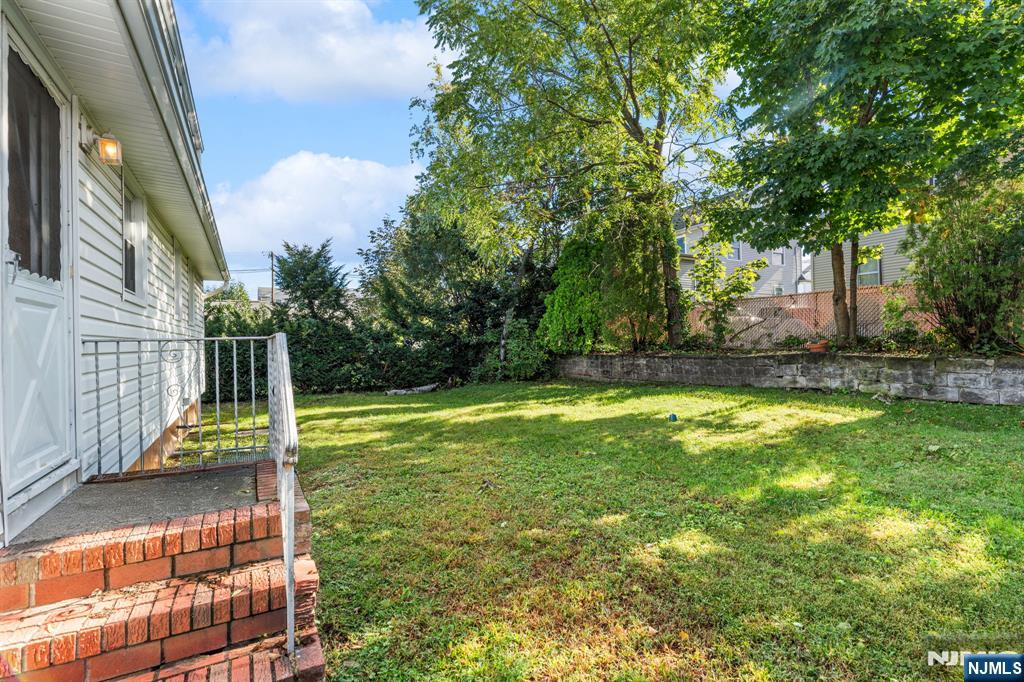 78 Garden Street Wood-Ridge, NJ 07075 - Photo 27 of 32 Gallery Image 27