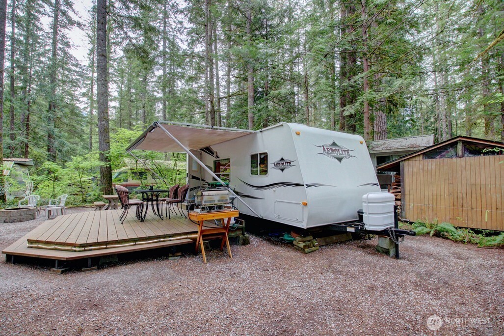 71-2 Wilderness Way Deming, WA 98244 - Photo 3 of 40