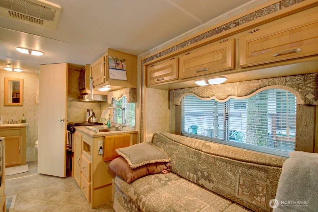 71-2 Wilderness Way Deming, WA 98244 - Photo 31 of 40