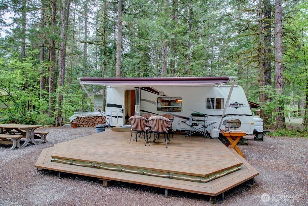 71-2 Wilderness Way Deming, WA 98244 - Photo 9 of 40