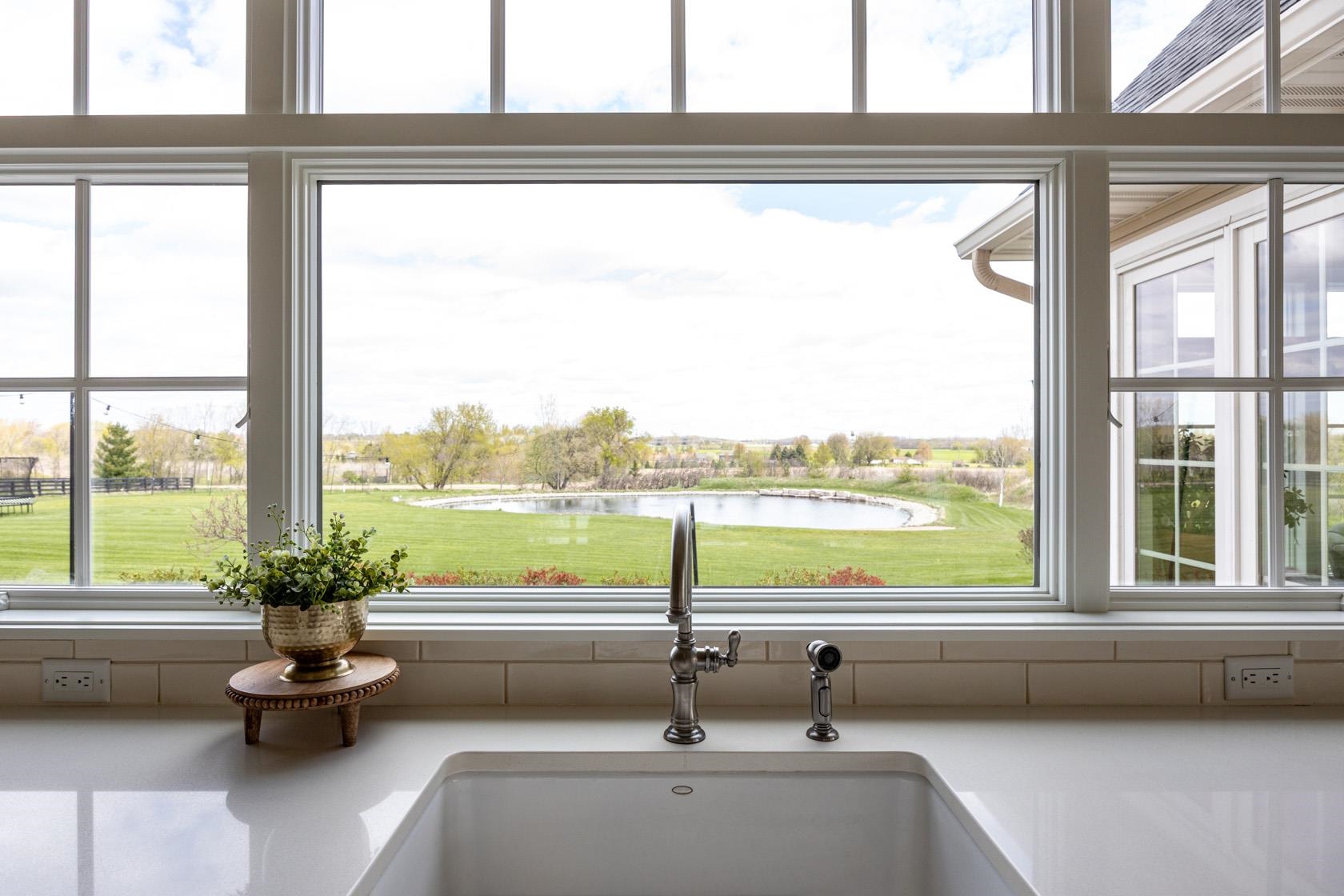 W3678 Equestrian Trail Appleton, WI 54913 - Photo 10 of 67