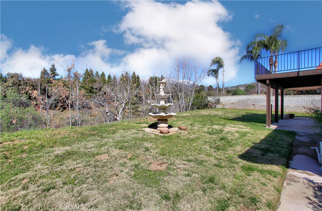 36116 Sharon Way Yucaipa, CA 92399 - Photo 32 of 34 a view of a park with large trees