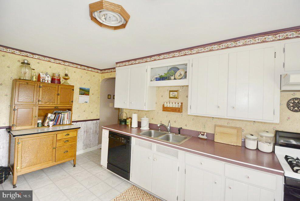 132 Shorbs Hill Road Hanover, PA 17331 - Photo 14 of 36 Gallery Image 14