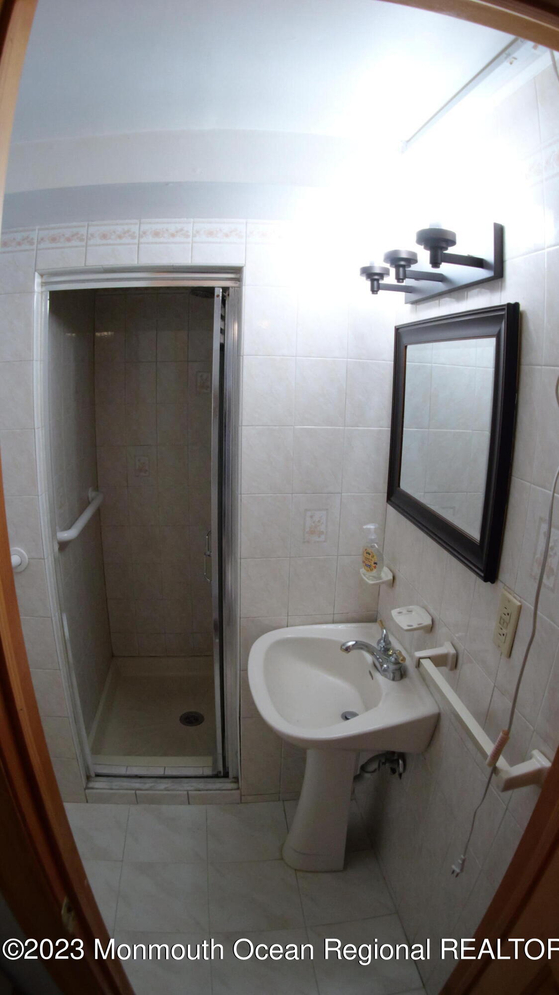 213 Pine Tree Drive Brick, NJ 08723 - Photo 22 of 35 P1000949