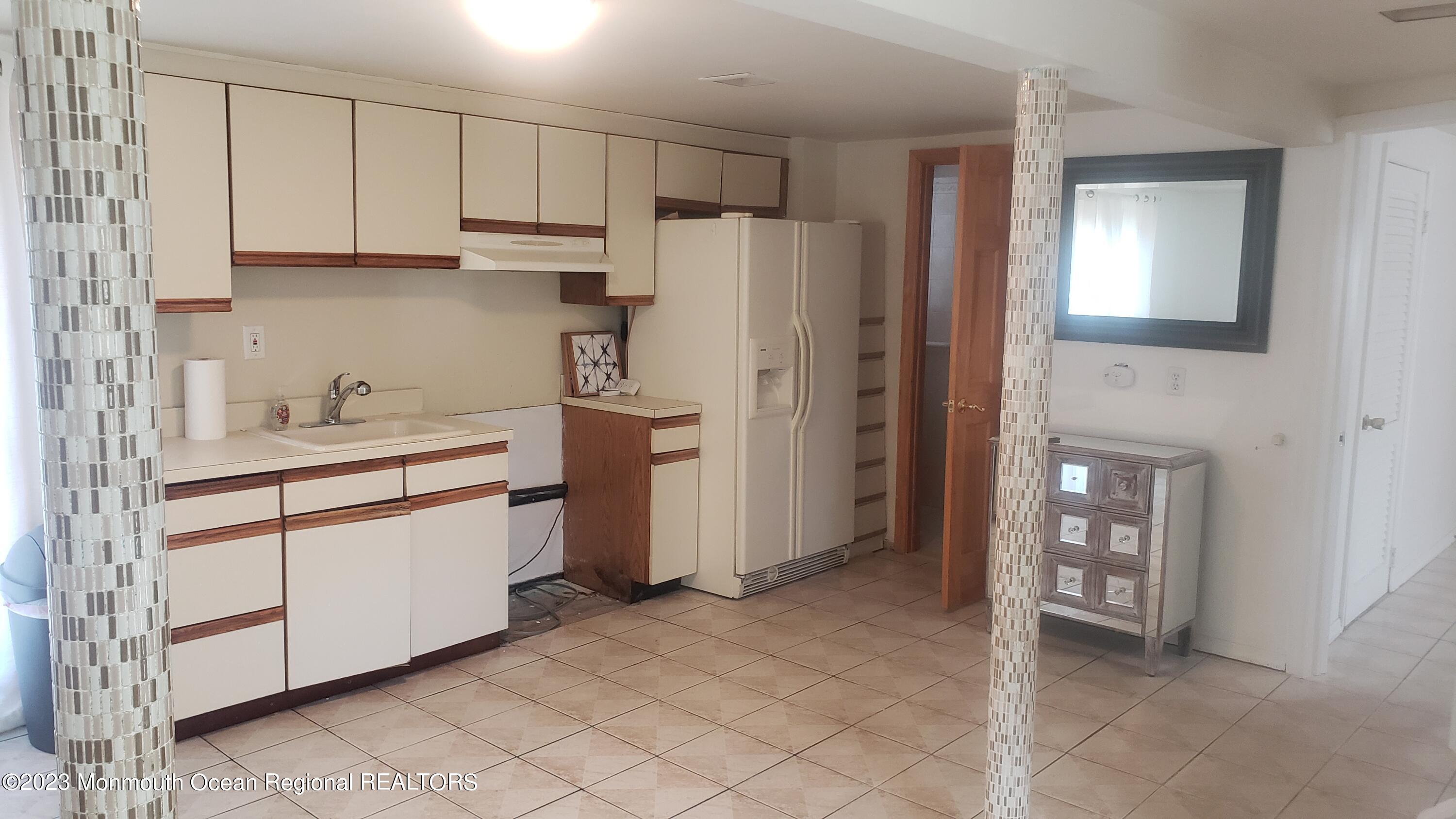 213 Pine Tree Drive Brick, NJ 08723 - Photo 27 of 35 20230916_163336