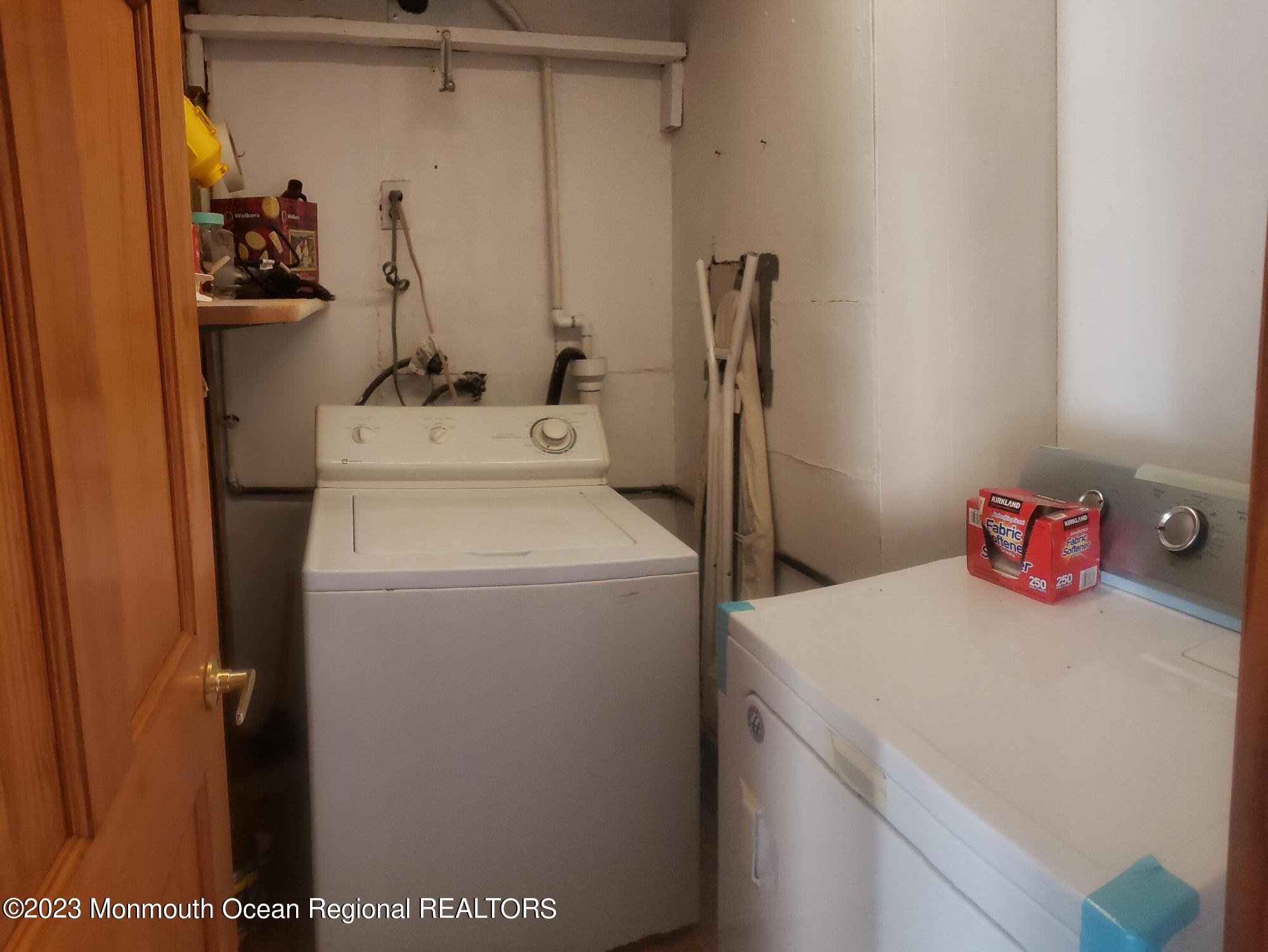 213 Pine Tree Drive Brick, NJ 08723 - Photo 35 of 35 20230916_163456