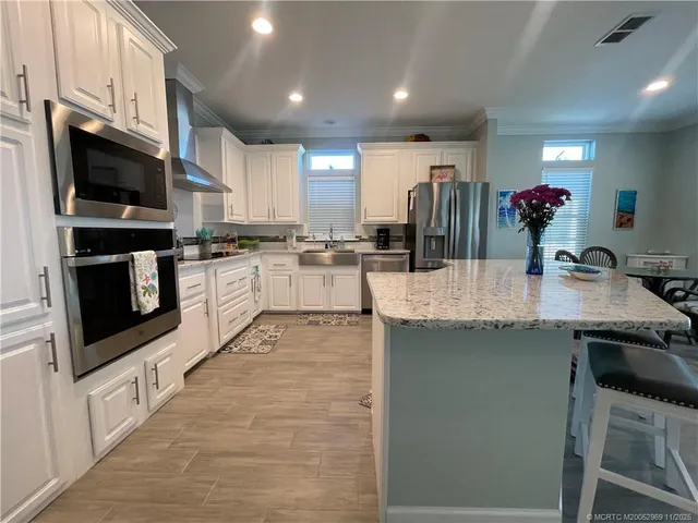 $5,000 | 118 Northeast Bay Drive, Jensen Beach, FL 34957