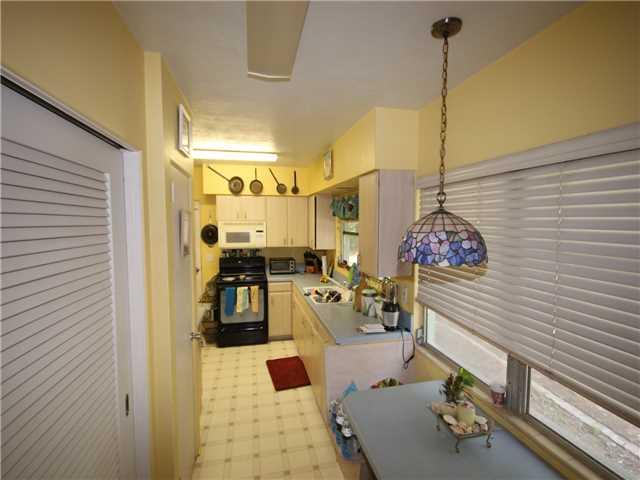 1444 Southeast Riverside Drive Stuart, FL 34996 - Photo 5 of 7 Gallery Image 5