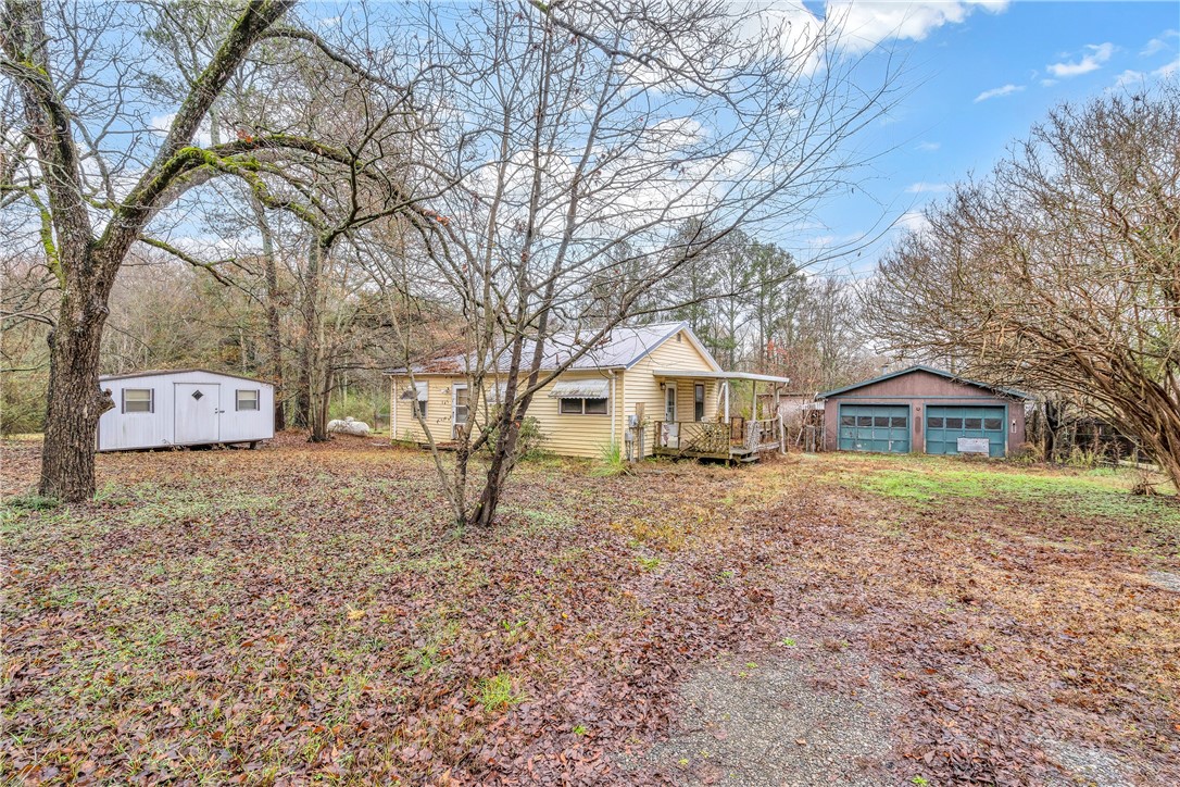 708 Hayes Road Anderson, SC 29624 - Photo 1 of 15