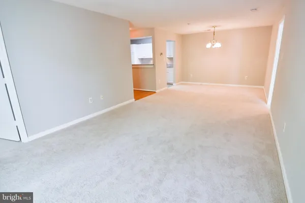 $2,050 | 12902 Churchill Ridge Circle, Unit 28, Germantown, MD 20874