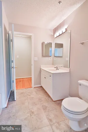 $2,050 | 12902 Churchill Ridge Circle, Unit 28, Germantown, MD 20874