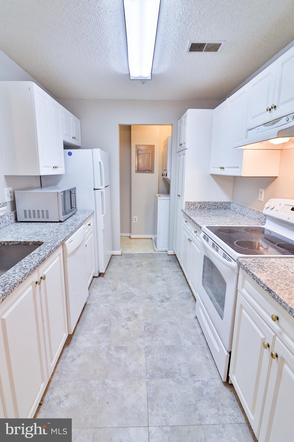 12902 Churchill Ridge Circle, Unit 28 Germantown, MD 20874 - Photo 26 of 36