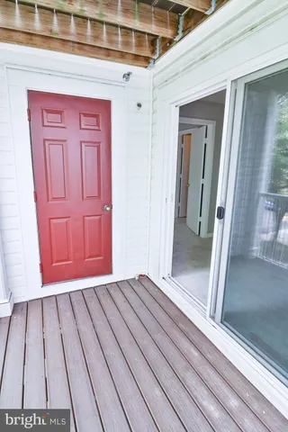 $2,050 | 12902 Churchill Ridge Circle, Unit 28, Germantown, MD 20874