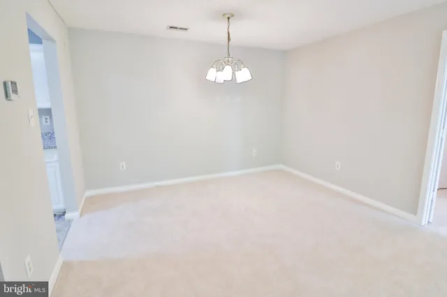 $2,050 | 12902 Churchill Ridge Circle, Unit 28, Germantown, MD 20874