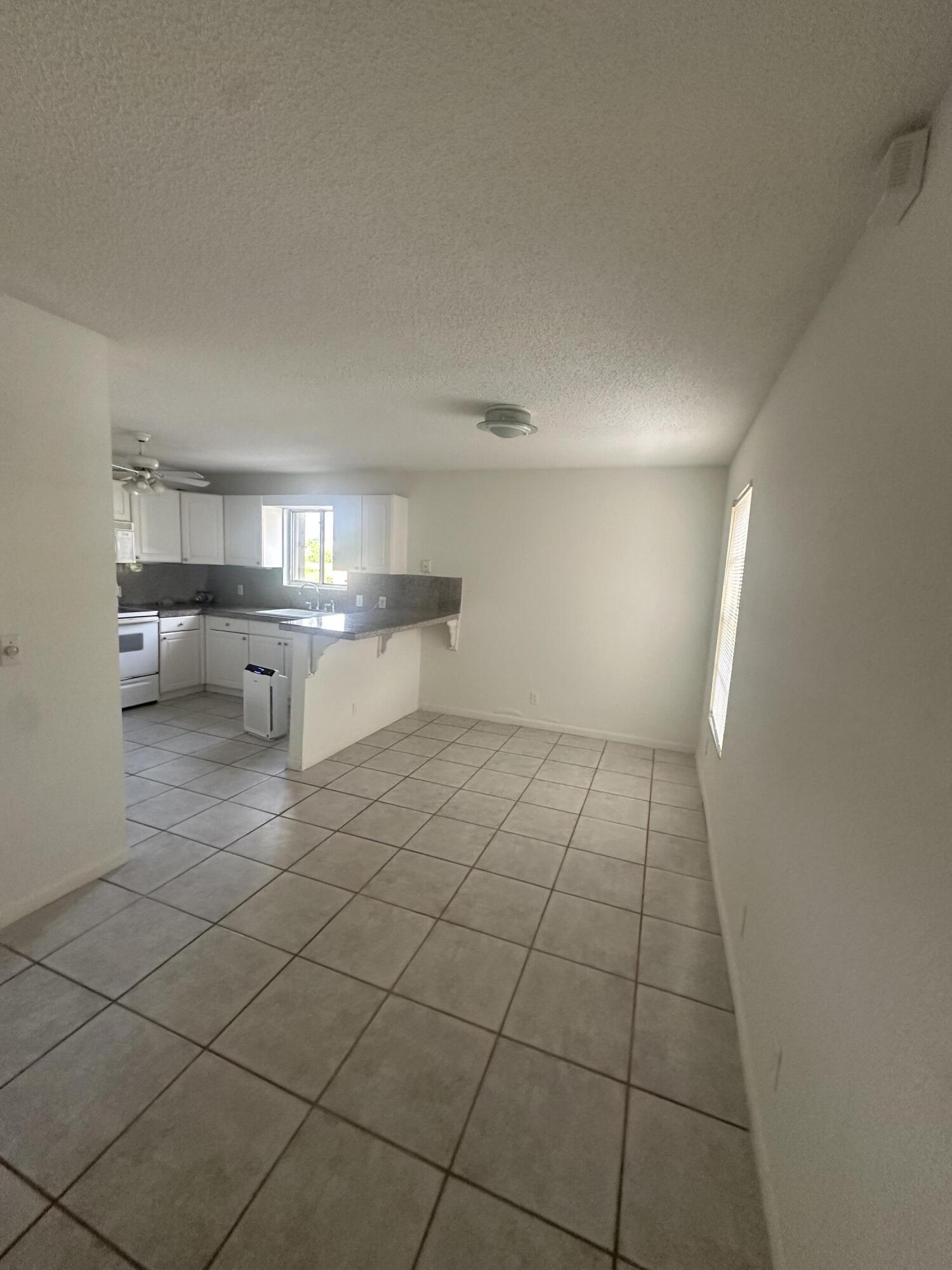 65 Maplecrest Circle Jupiter, FL 33458 - Photo 24 of 31 IMG_4293