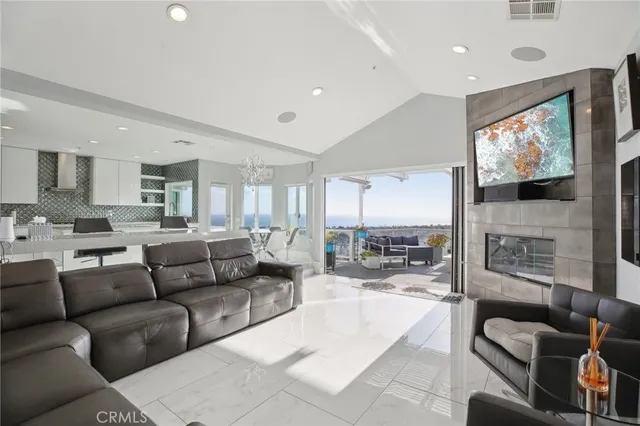 $3,999,000 | 3 Via Pasa, San Clemente, CA 92673