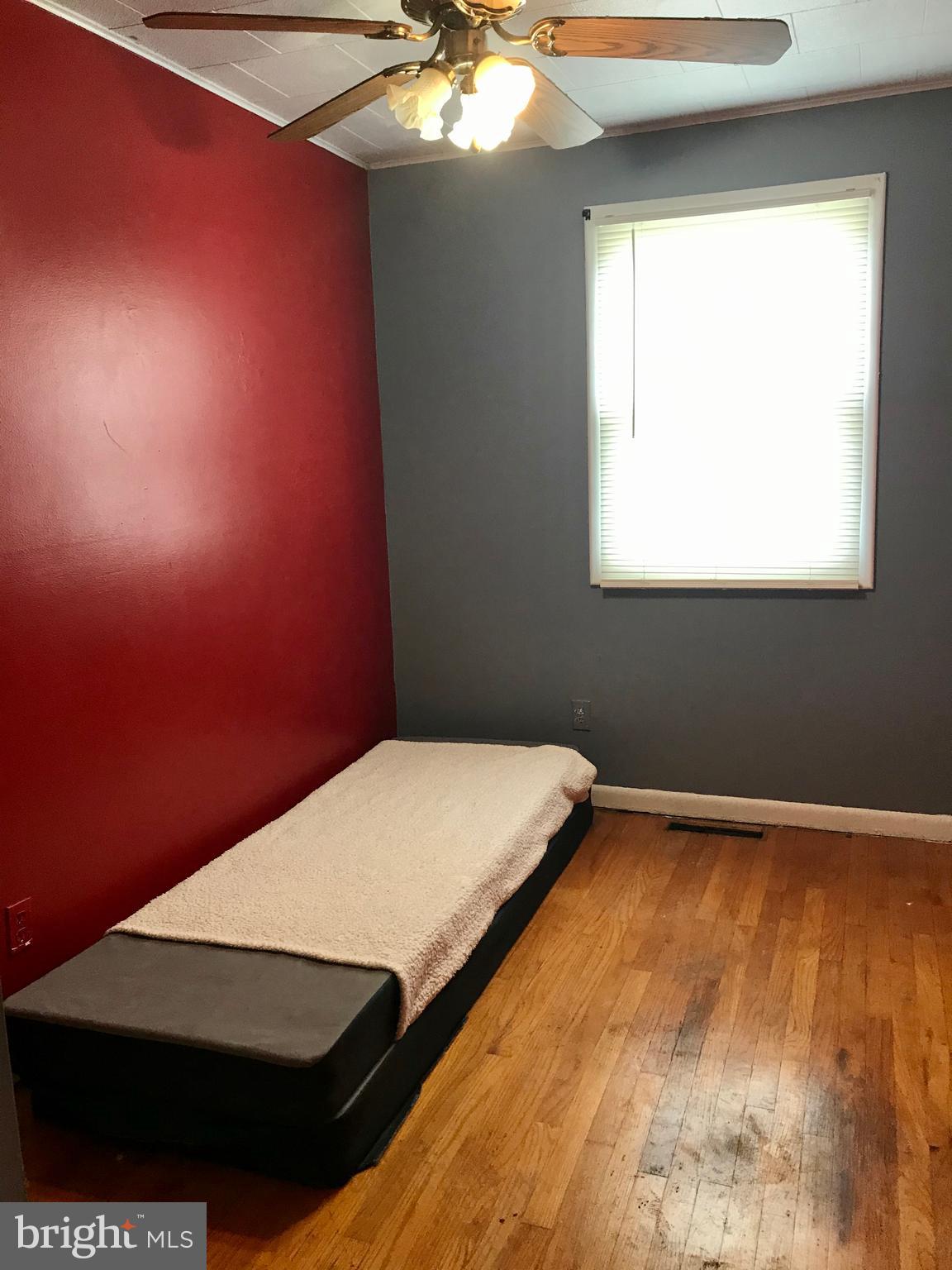 8167 Gray Haven Road Baltimore, MD 21222 - Photo 6 of 16 BEDROOM 3 (UPPER LVL)