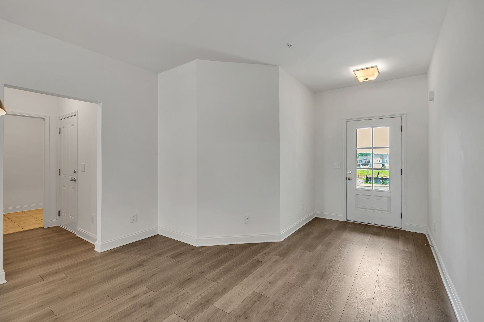 1172 Short Street Spring Hill, TN 37174 - Photo 5 of 41 Gallery Image 5