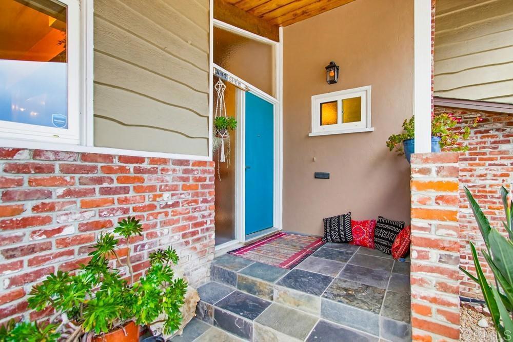 5484 Redding Road San Diego, CA 92115 - Photo 4 of 62