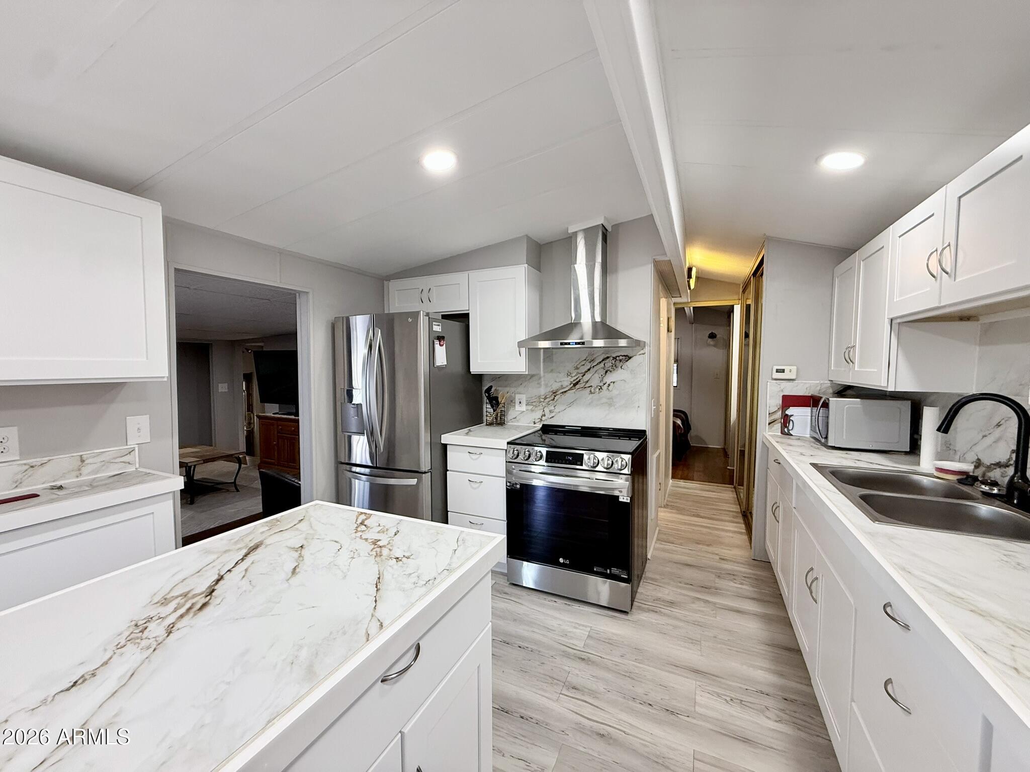 8865 East Baseline Road, Unit 1028 Mesa, AZ 85209 - Photo 10 of 47 Kitchen