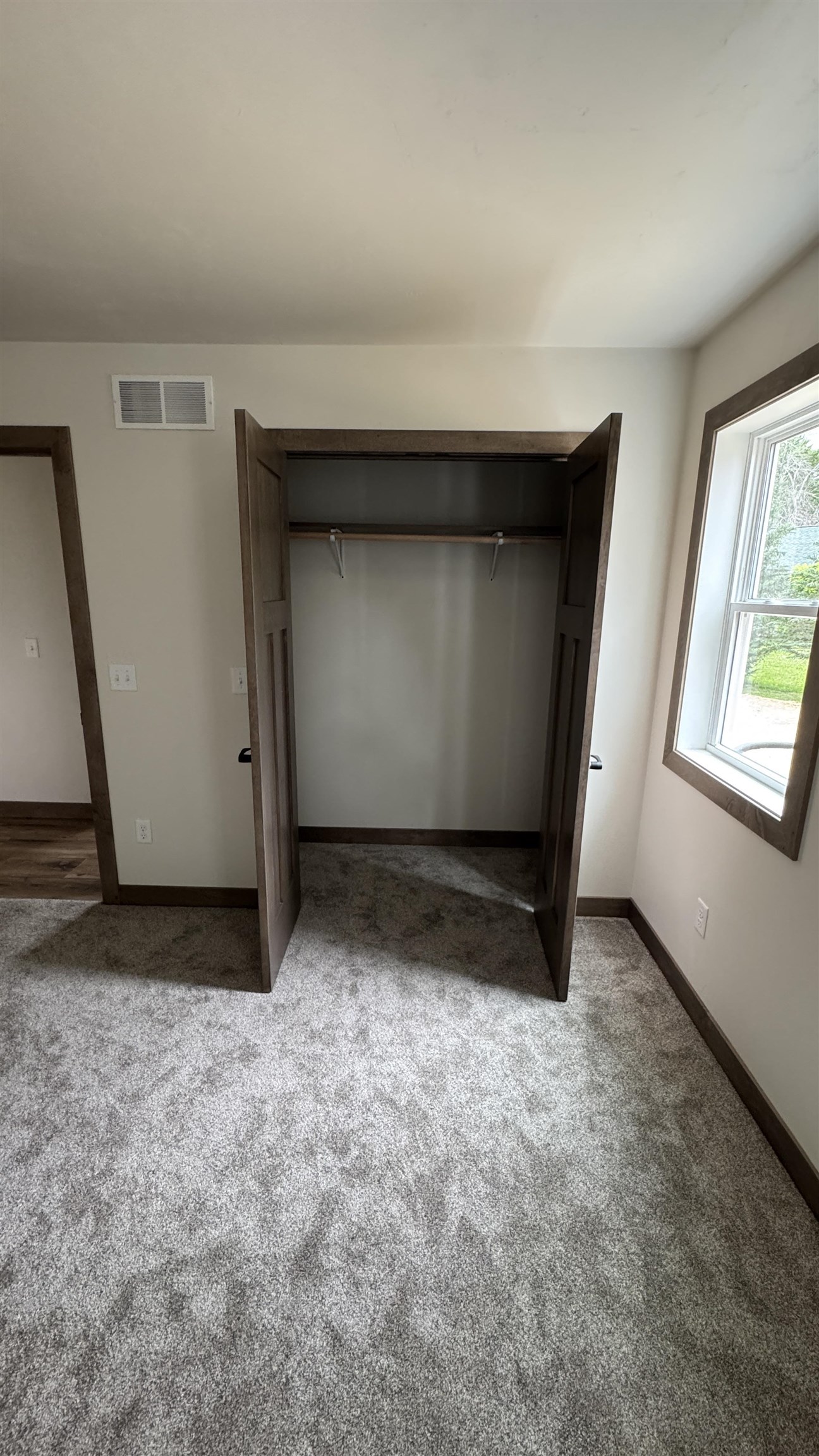 709 Robin Street New London, WI 54961 - Photo 22 of 35