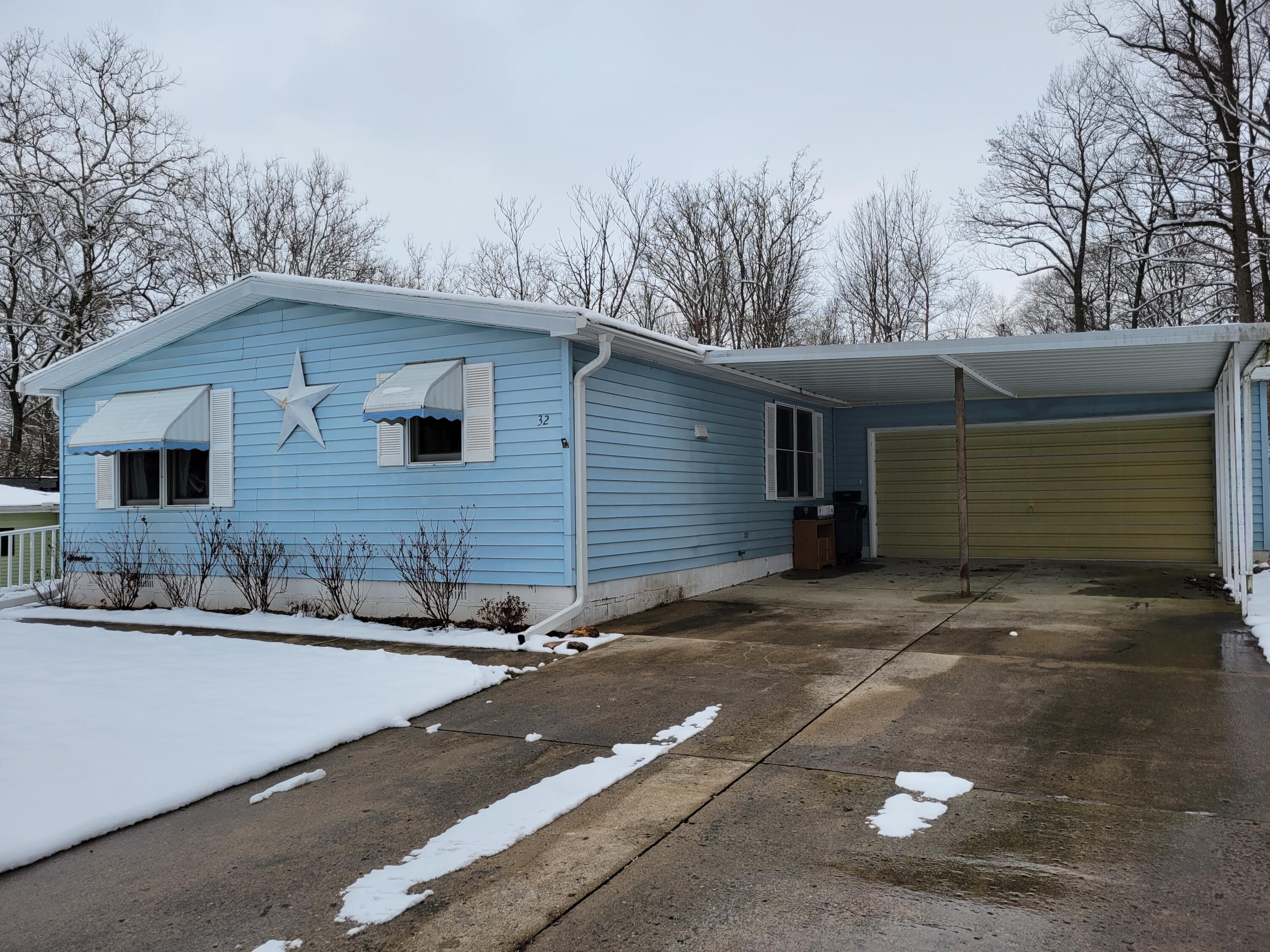 32 Shady Lane Springfield, OH 45504 - Photo 3 of 16