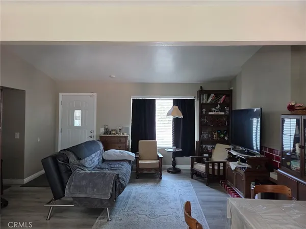 $975,000 | 13200-13202 Wentworth Street, Arleta, CA 91331