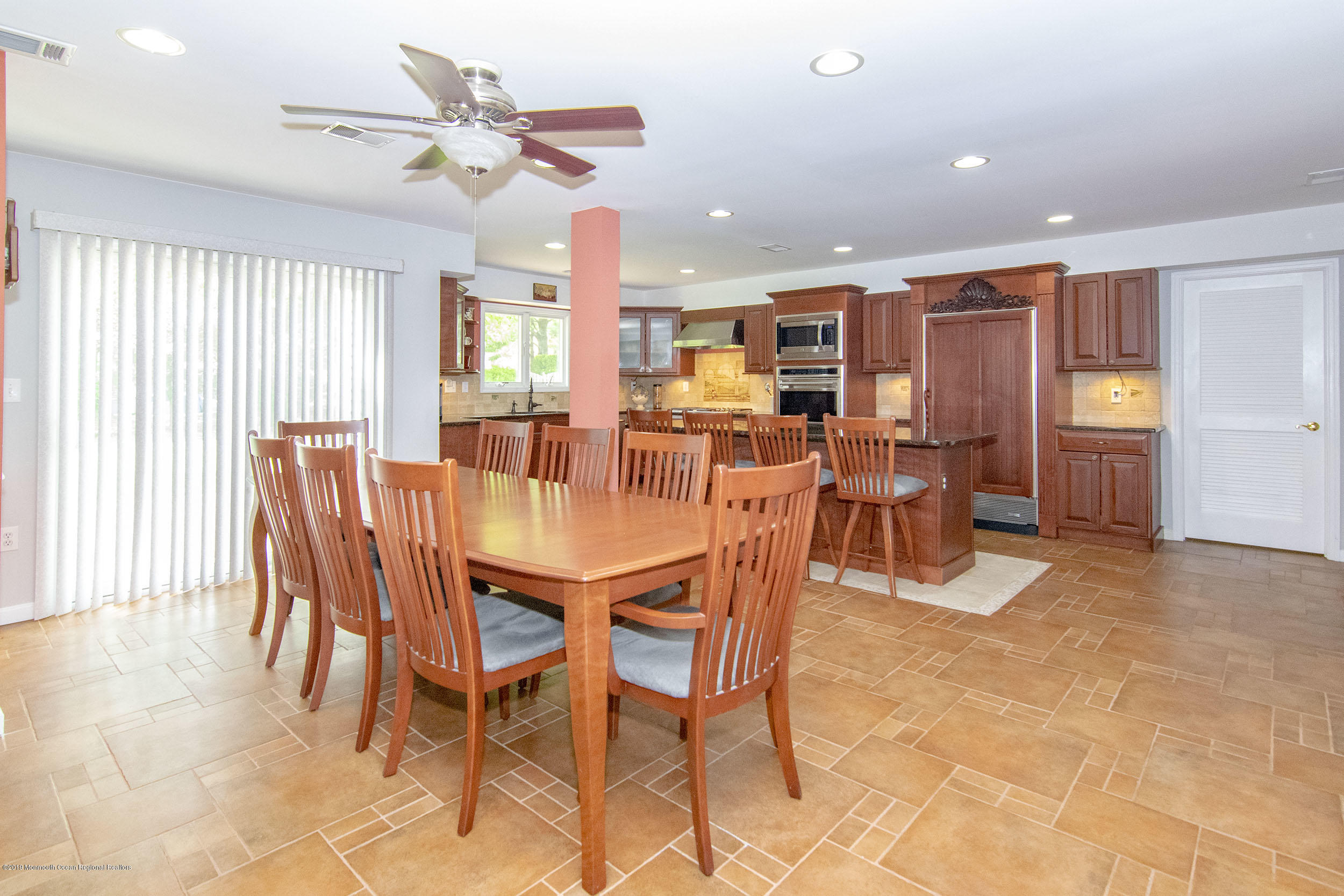 7 Royal Road Freehold, NJ 07728 - Photo 12 of 36 Dining 2