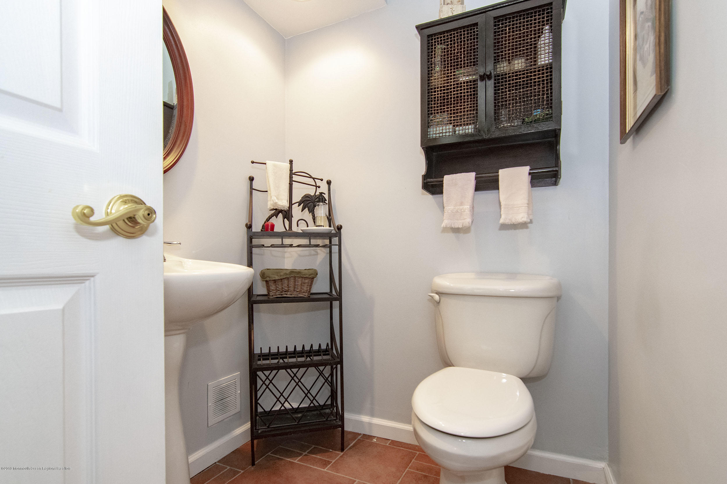 7 Royal Road Freehold, NJ 07728 - Photo 18 of 36 Powder