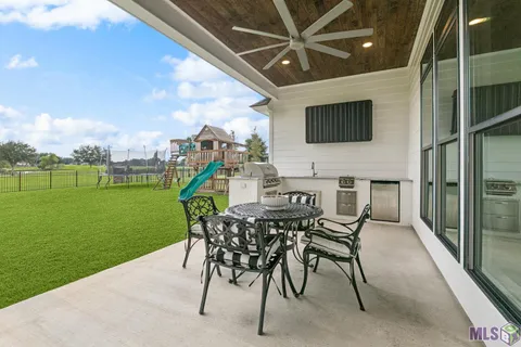 $600,000 | 6070 Royal Palms Drive, Gonzales, LA 70737