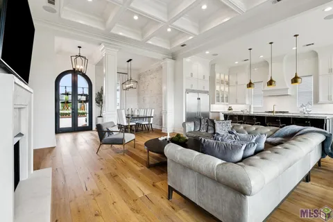 $600,000 | 6070 Royal Palms Drive, Gonzales, LA 70737