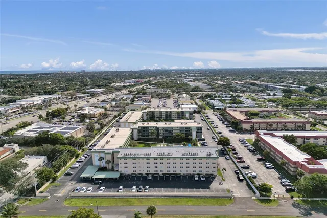 a picture of city view