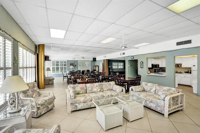 $225,000 | 804 Southeast 7th Street, Unit 106D, Deerfield Beach, FL 33441