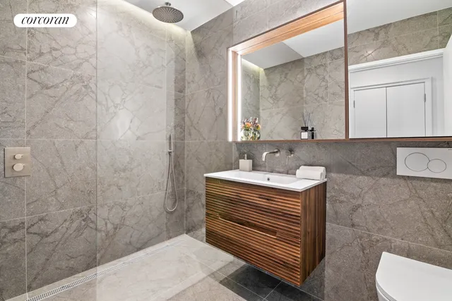 $685,000 | 625 New York Avenue, Unit 3K | Wingate