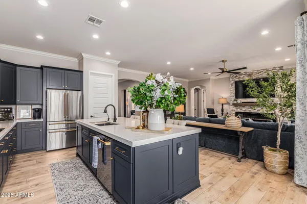$759,500 | 10745 East Evergreen Street, Mesa, AZ 85207