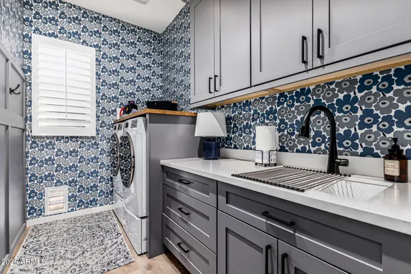 $759,500 | 10745 East Evergreen Street, Mesa, AZ 85207