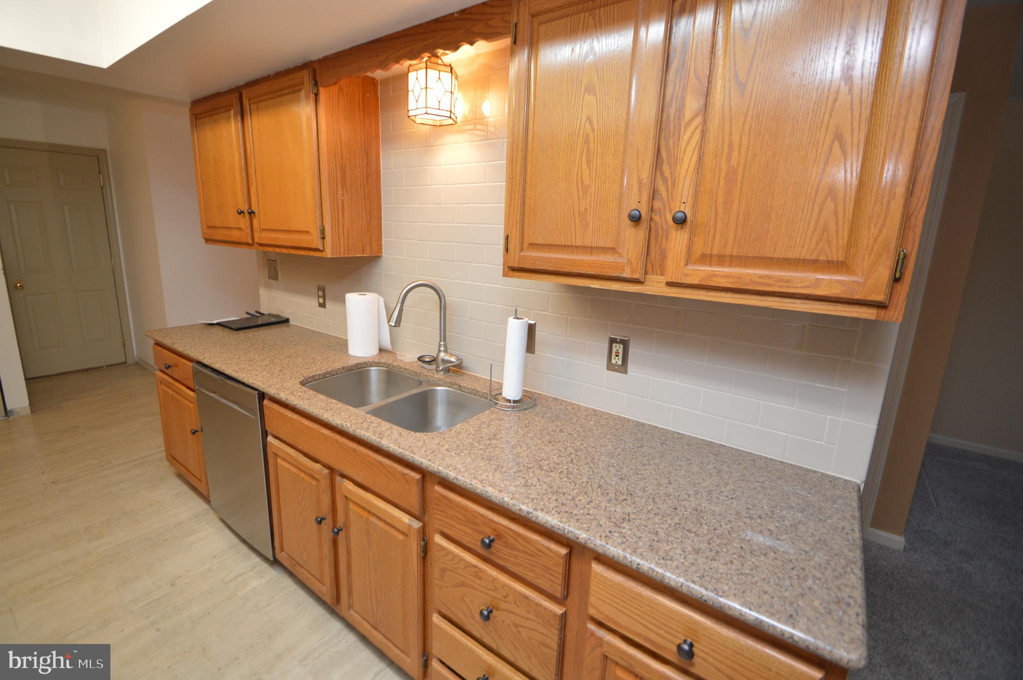 139 Pepperton Court Lititz, PA 17543 - Photo 11 of 32