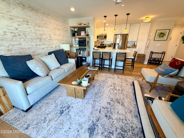 $10,000 | 809 Ocean Avenue, Unit 11, Avon-by-the-Sea, NJ 07717