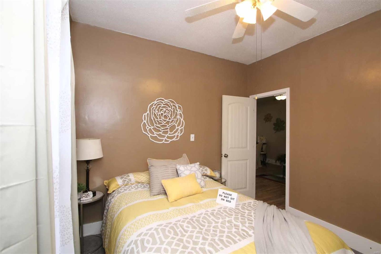 786 Rice Street Wood River, IL 62095 - Photo 12 of 40 Gallery Image 12