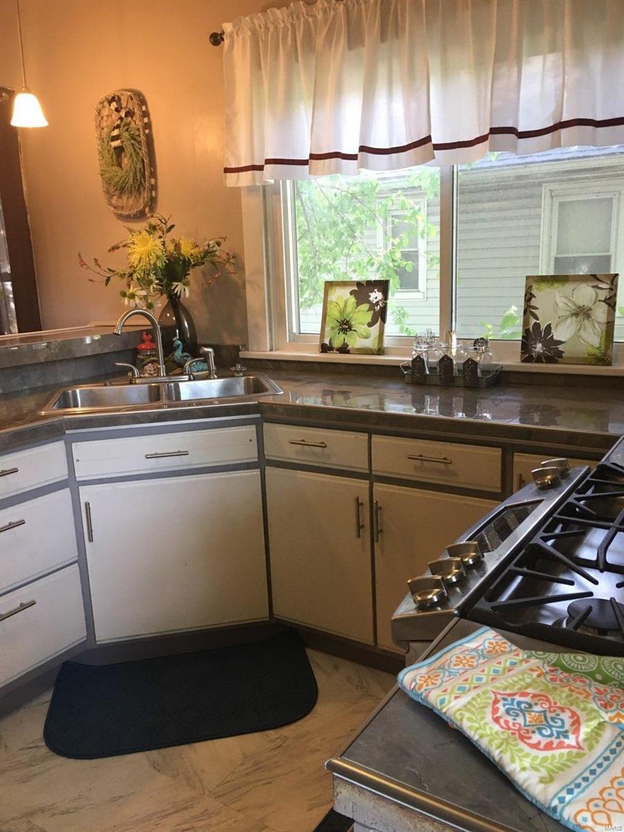786 Rice Street Wood River, IL 62095 - Photo 26 of 40 Gallery Image 26
