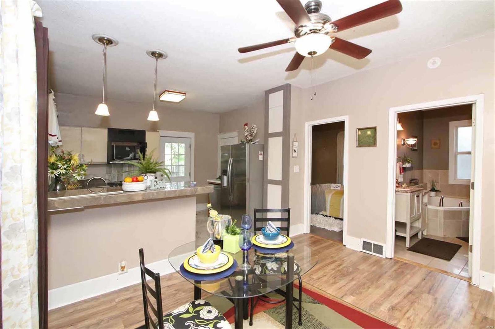 786 Rice Street Wood River, IL 62095 - Photo 6 of 40 Gallery Image 6